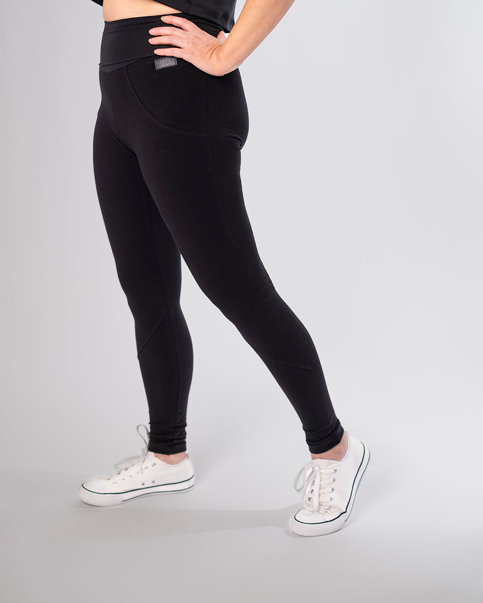 BEEA - PANTS, BLACK