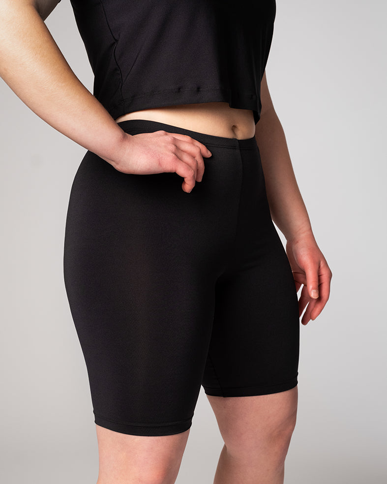 Viilentävät ja hengittävät mustat coolmax shortsit