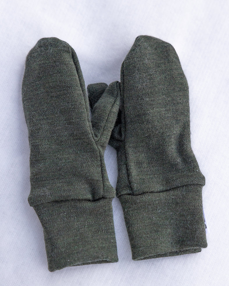 lasten metsänvihreät lapaset - täydelliset alulapaset