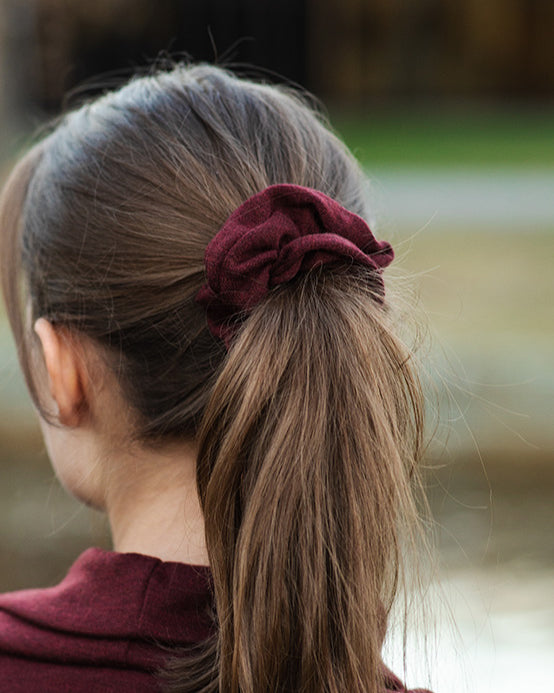 MERINO HAIR SCRUNCHIE, BLACK