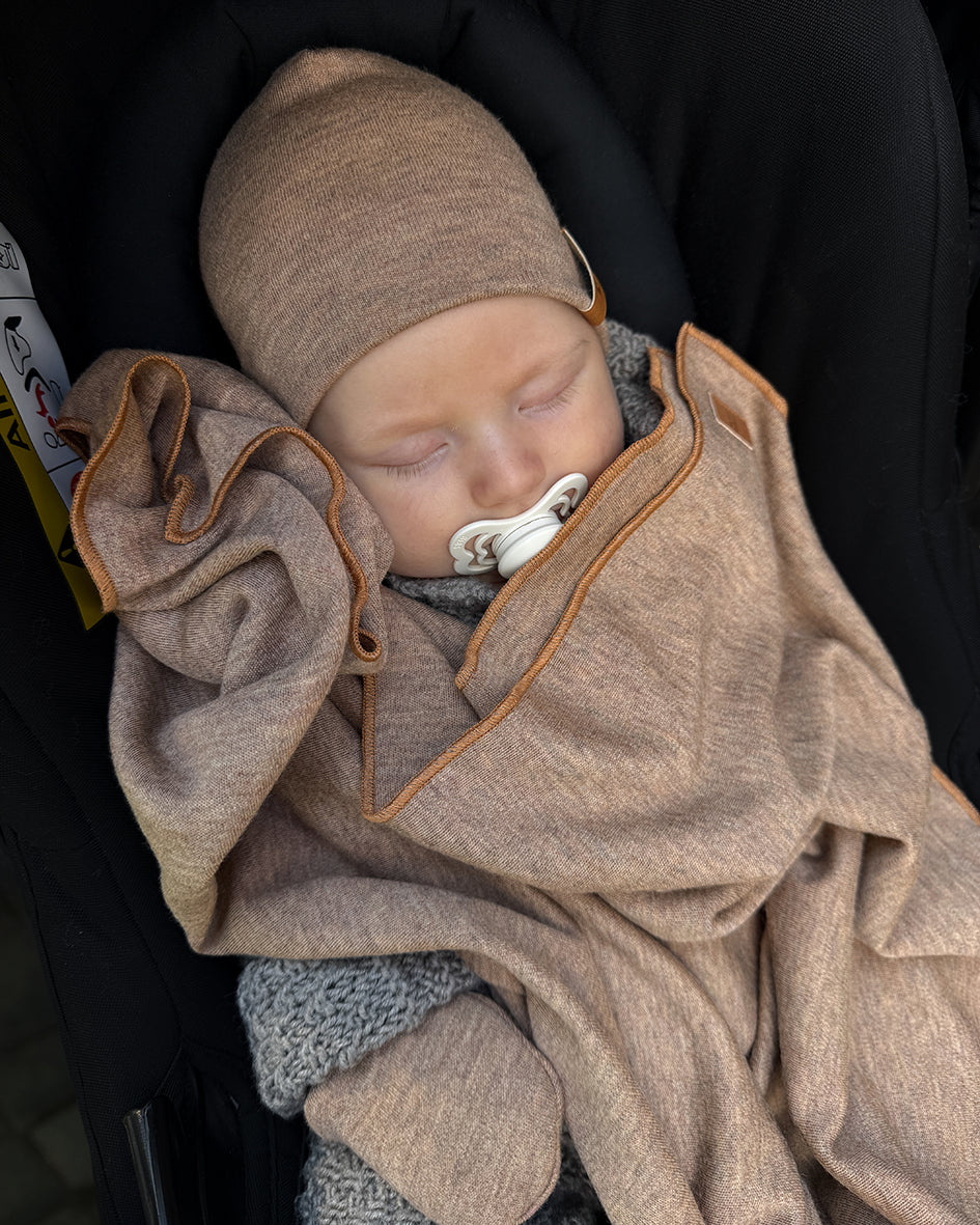 ENSIHALAUS - MERINO BABYSET