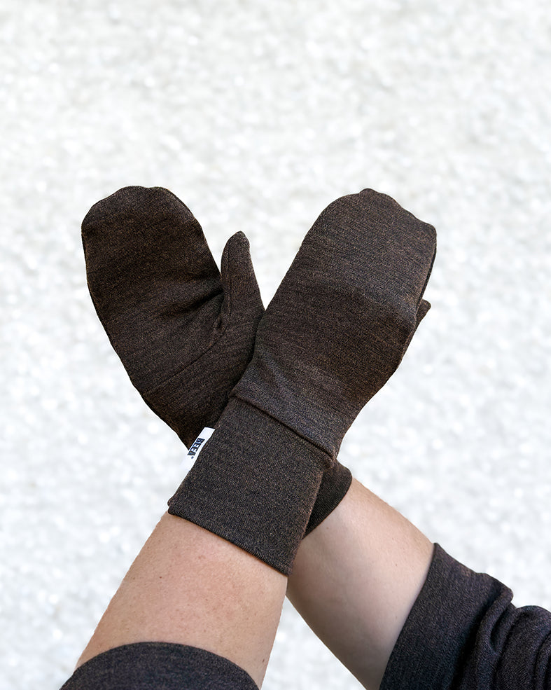 Tyylikkäät mokan väriset alulapaset aikuisille